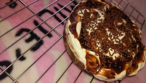 Full 12cm chocolate cheesecakes